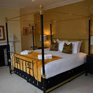 Carlton House - Spacious 4 Bed Victorian Townhouse Holiday home Harrogate